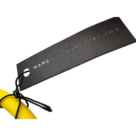Marc by Marc Jacobs Safety Yellow Bangle Charm Bracelet NWT - Picture 8 of 8